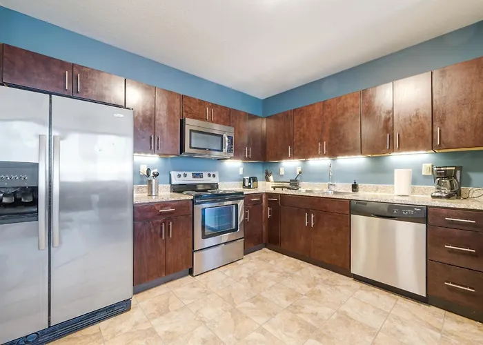 Vibrant Luxury Prime Location 24-7 Gym Lounge Roku Wifi Pittsburgh