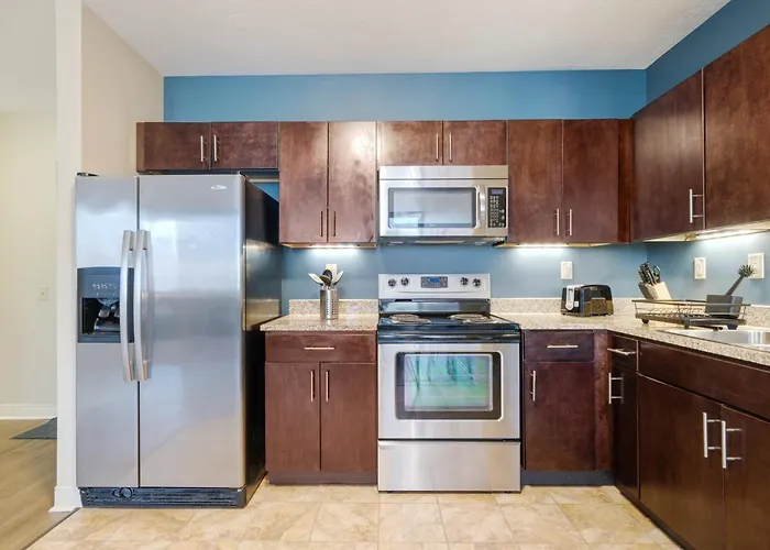 Apartment Vibrant Luxury Prime Location 24-7 Gym Lounge Roku Wifi *